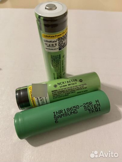 Аккумуляторная батарейка Самсунг 18650