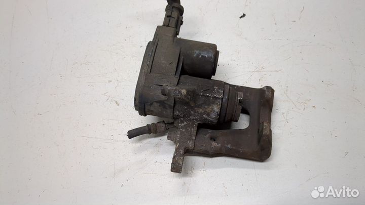 Суппорт Hyundai i40, 2013