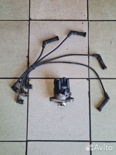 Трамблер Kia Magentis 2001г