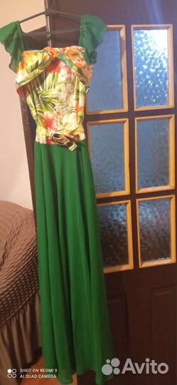 Вечернее платье