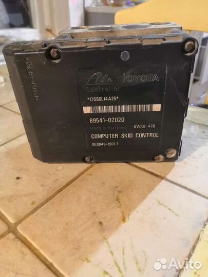 Блок ABS (насос) на Тойота королла Е110