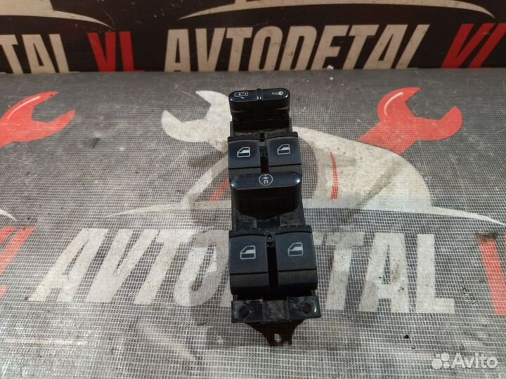 Блок стеклоподъемников Volkswagen jetta 4