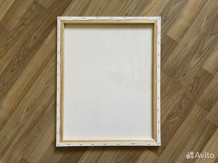 Картина по номерам начатая