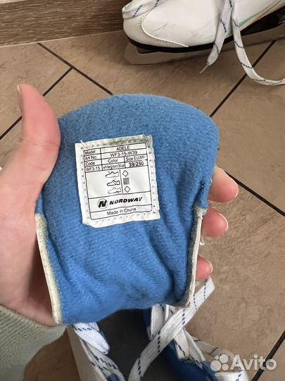 Коньки фигурные женские 39 размер