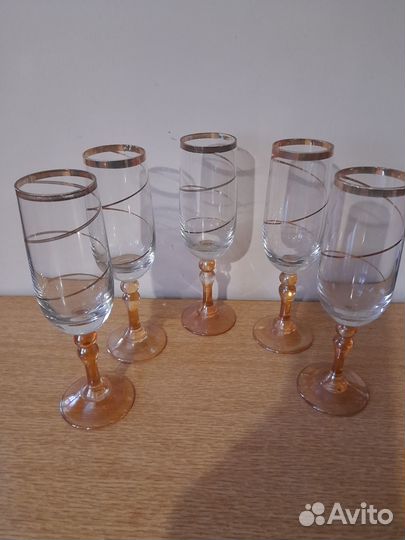 Высокие фужеры на янтарной ножке, винтаж СССР