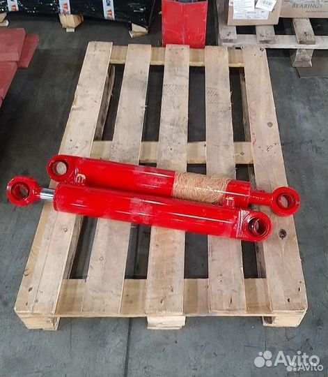 Гидроцилиндр кун ковша погрузчика 0.8 80.40.400.70
