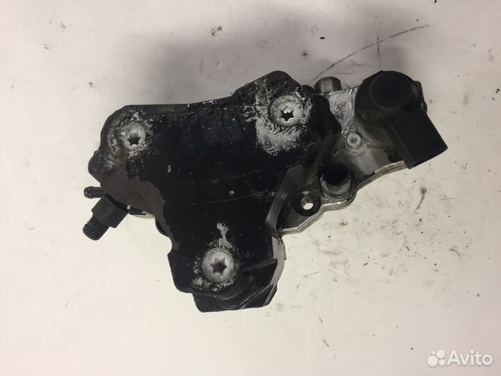 Топливный насос Мерседес Вито - Виано 6460700101