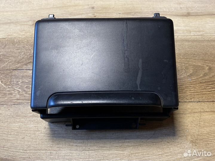 Renault laguna 1 пенал средней консоли