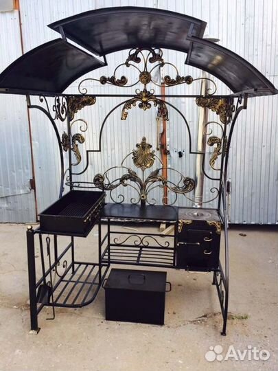 Кованые мангалы с крышей
