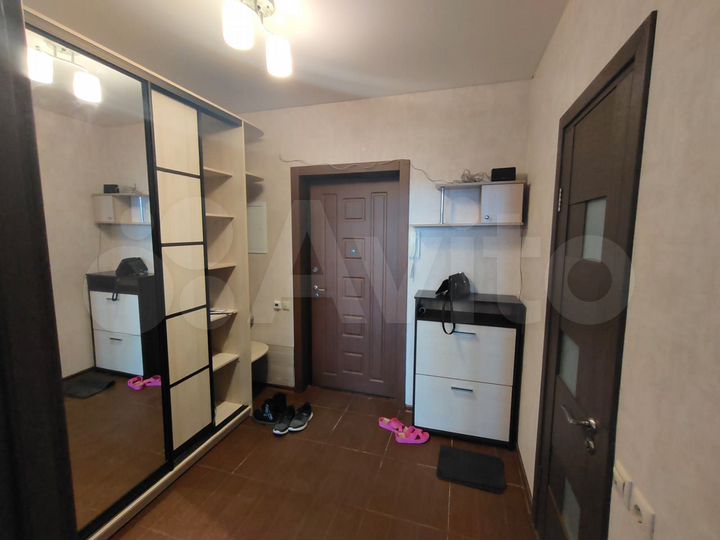 2-к. квартира, 54 м², 10/17 эт.