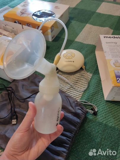 Молокоотсос электрический Medela двухфазный