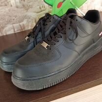 Nike air force 1 supreme black