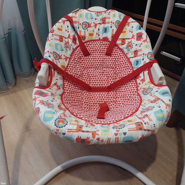 Электронные качели для новорожденных Graco