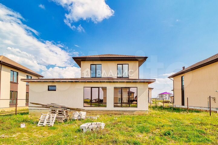 Дом 165,4 м² на участке 6 сот.