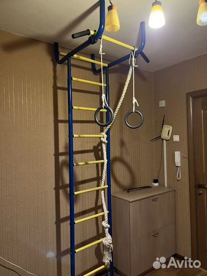 Спортивная шведская стенка