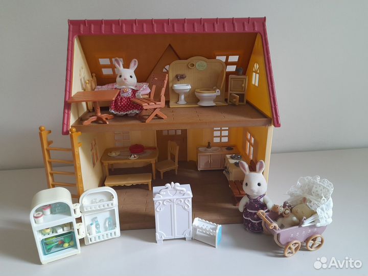 Sylvanian families дом с кроликами