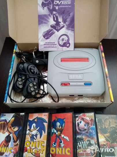 Портативная игровая приставка sega