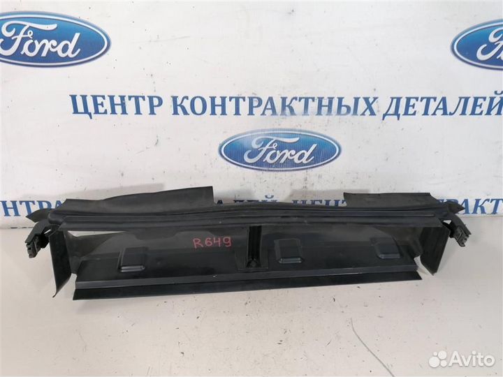 Воздуховод радиатора верхний Ford Focus 3 2011