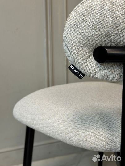 Стул кухонный со спинкой