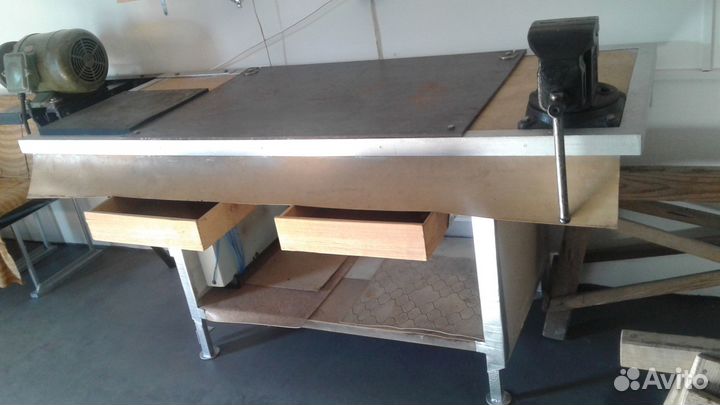 Верстак слесарный металлический