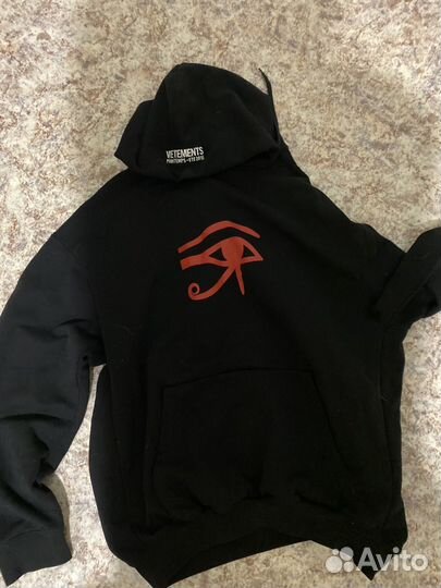 Vetements eye of horus