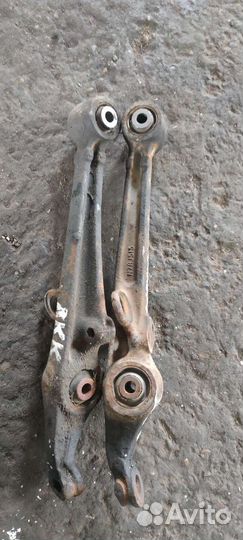 Рычаги передние нижние Honda Accord 5