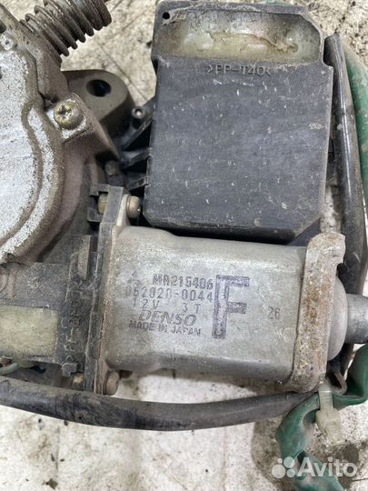 Стеклоподъемник электр. передний правый Mitsubishi