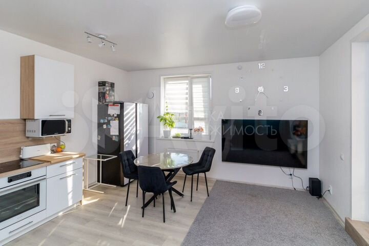 2-к. квартира, 57 м², 7/7 эт.