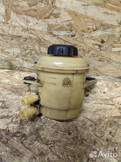 Бачок гур Chevrolet Epica