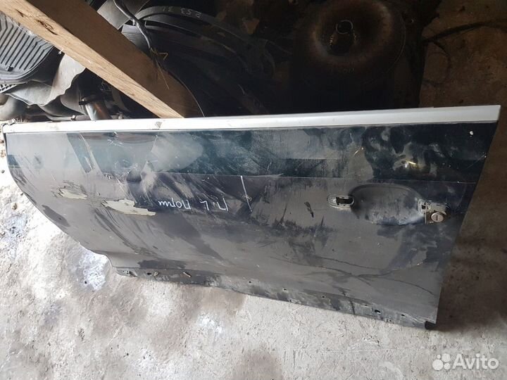 Дверь передняя левая на Porsche 955 957