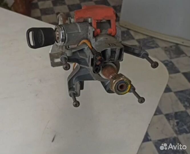 Рулевая колонка на Форд Скорпио в сборе