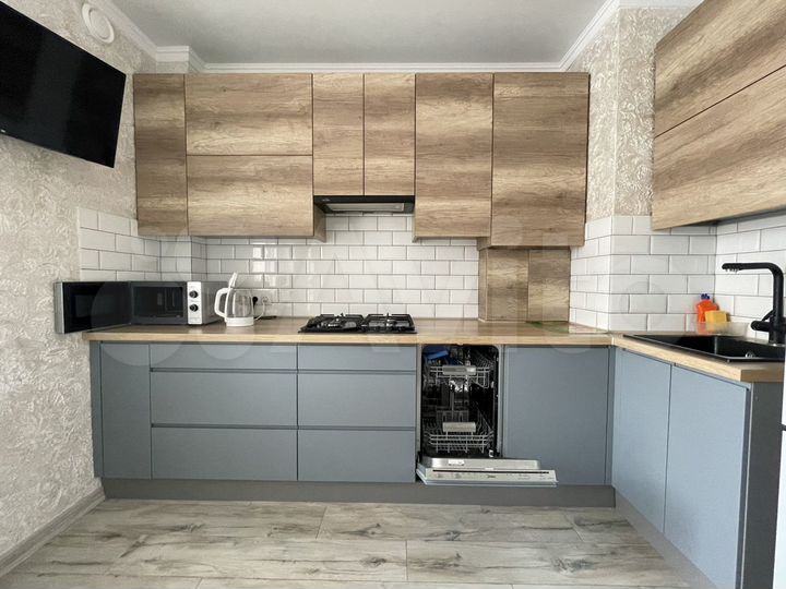 2-к. квартира, 56 м², 7/9 эт.