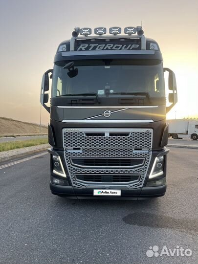 Volvo FH16 с полуприцепом, 2013