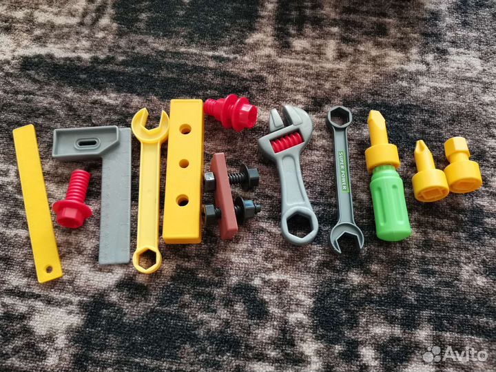 Игрушки для мальчика