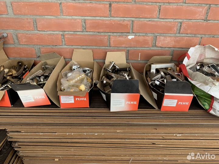 Дверная ручка