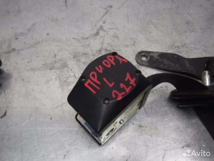 Ремень безопасности передний левый Лада Приора 126