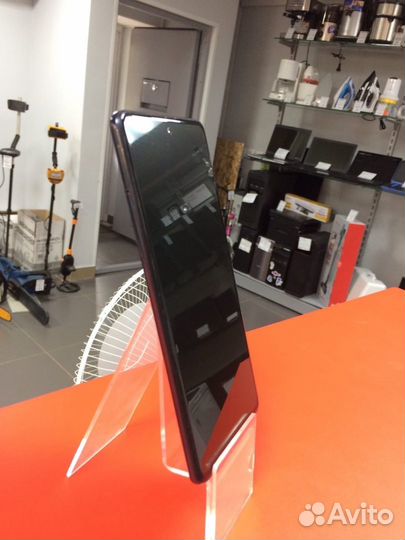 Смартфон Samsung Galaxy A51 4/64 гб