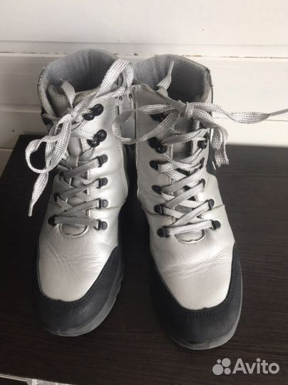 Ботинки осенние для девочки 34