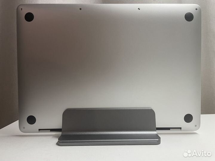Macbook Pro 13.3 M1 16/256 гб