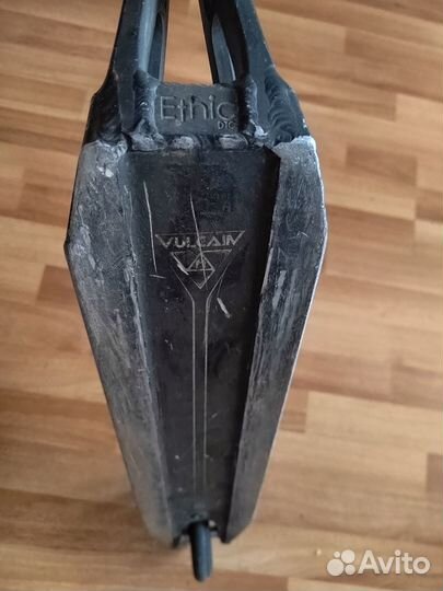 Трюковой самокат кастом в стрит