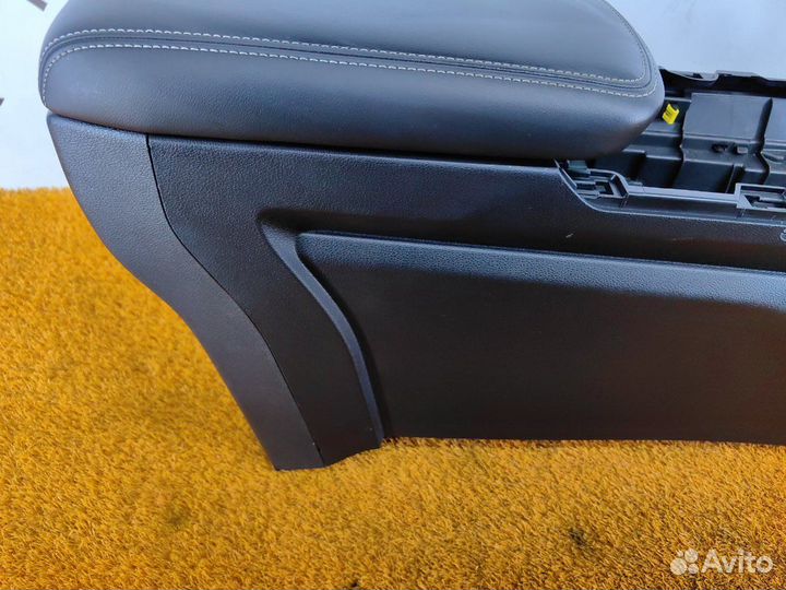 Консоль центральная Geely Coolray JLH-3G15TD 2020