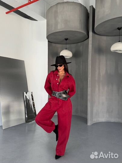 Джинсовый комбинезон