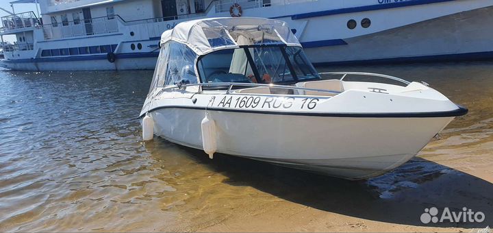 Катер Бизнес класса Аренда Прокат без Посредников