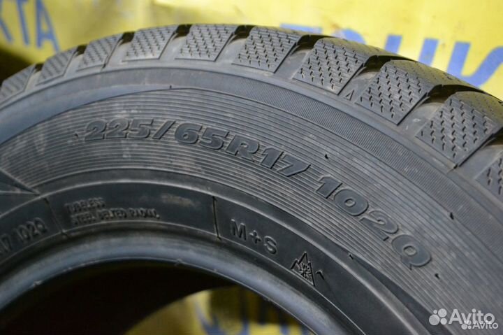 Toyo Winter Tranpath TX 225/65 R17