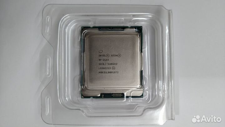 Xeon W-2123 LGA 2066