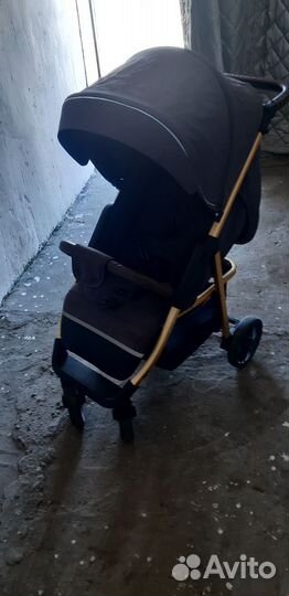 Прогулочная коляска capella