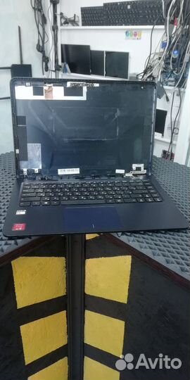 Asus Laptop E402YA под восстановление