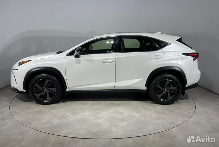 Lexus NX, 2021