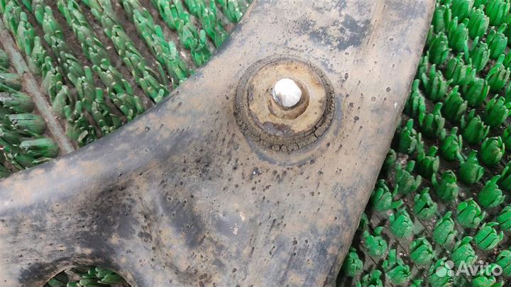 Рычаг передний левый нижний Toyota Aygo B10 2009