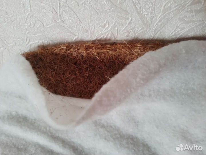 Кокосовый матрас в коляску новый и ночник